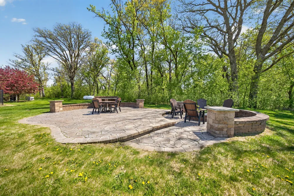 7254 County Road 117 SW Byron, MN 55920