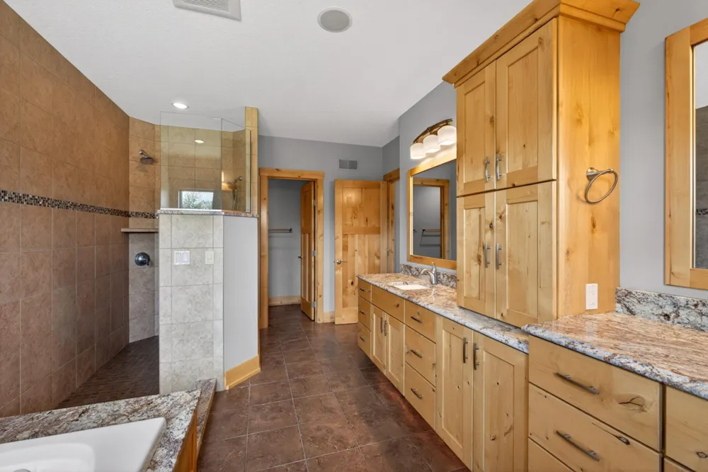 7254 County Road 117 SW Byron, MN 55920