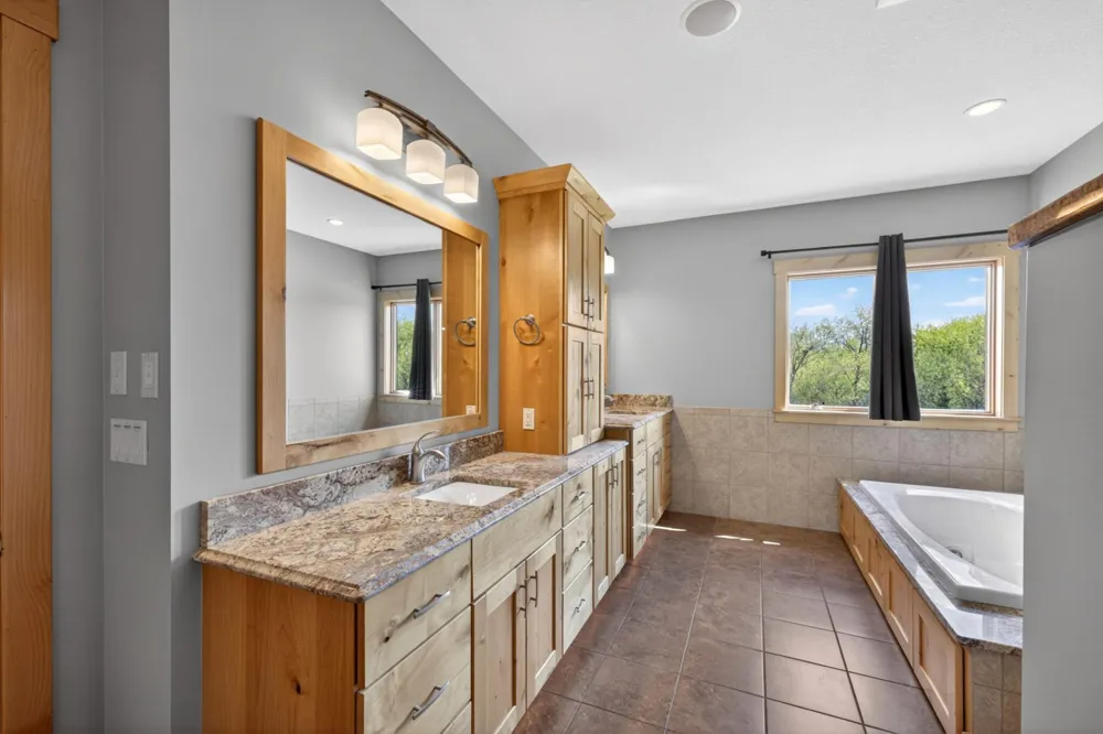 7254 County Road 117 SW Byron, MN 55920