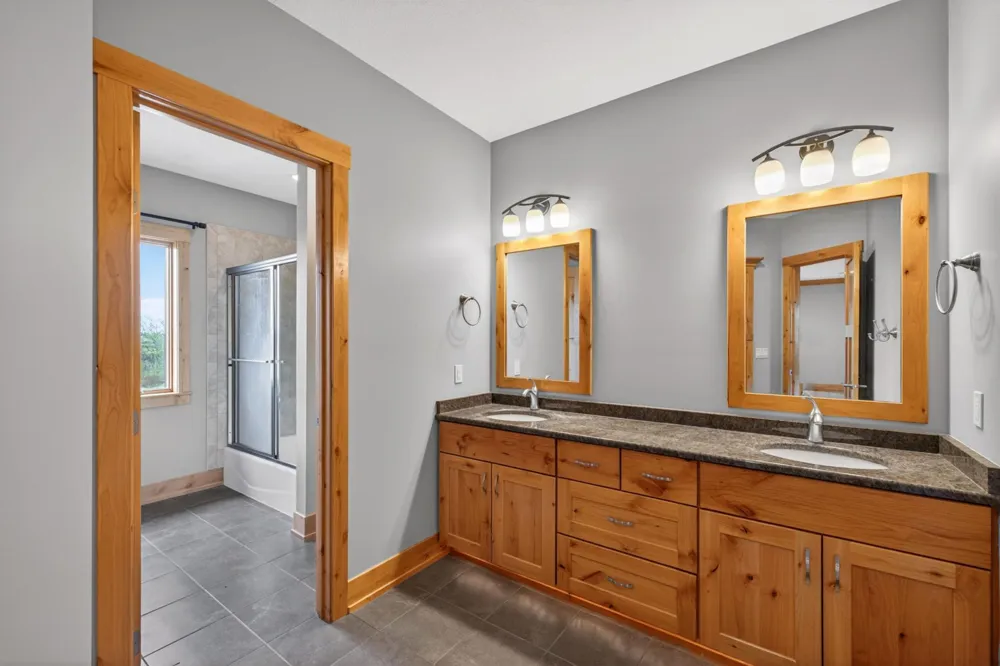 7254 County Road 117 SW Byron, MN 55920