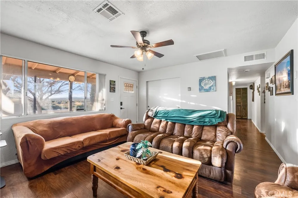 13336 Clement Edwards, CA 93523