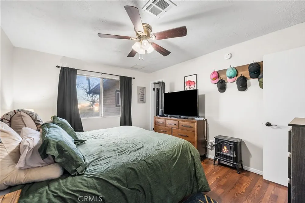 13336 Clement Edwards, CA 93523