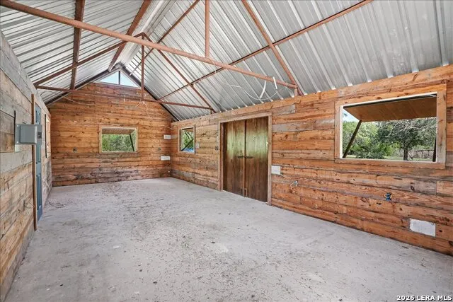 731 COUNTY ROAD 325 George West, TX 78022