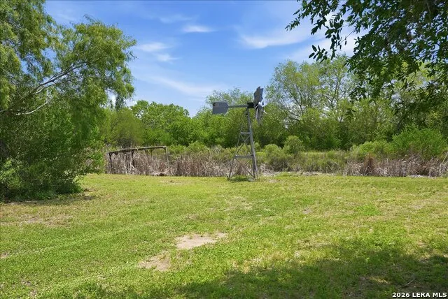731 COUNTY ROAD 325 George West, TX 78022