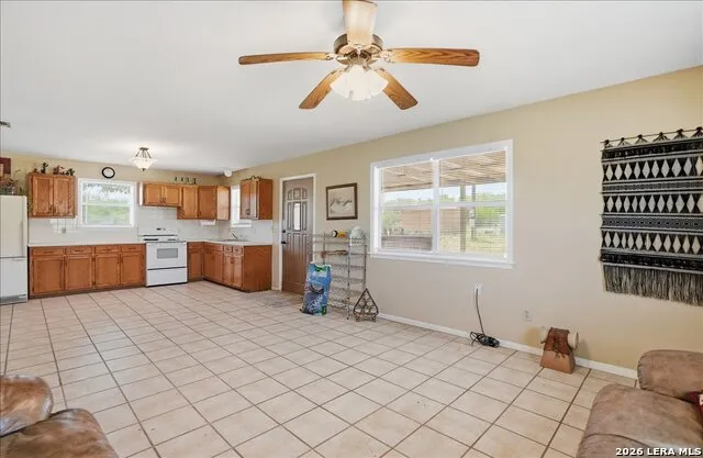 731 COUNTY ROAD 325 George West, TX 78022