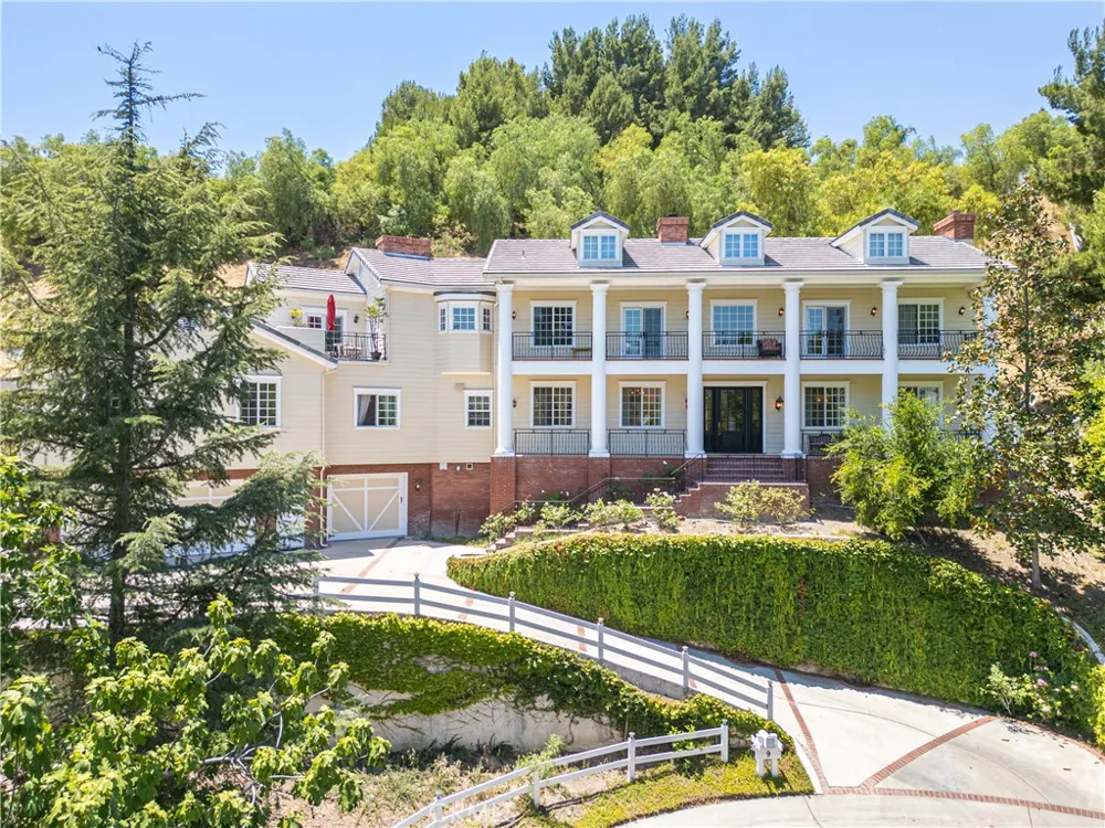 9 Zanja Lane Bell Canyon, CA 91307