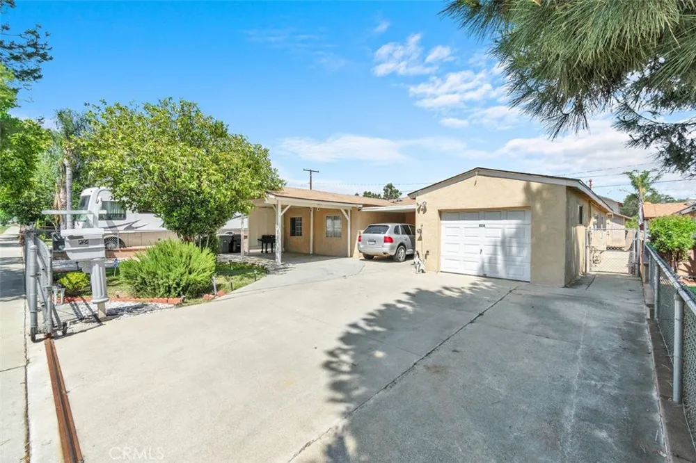 828 Virginia Avenue Ontario, CA 91764