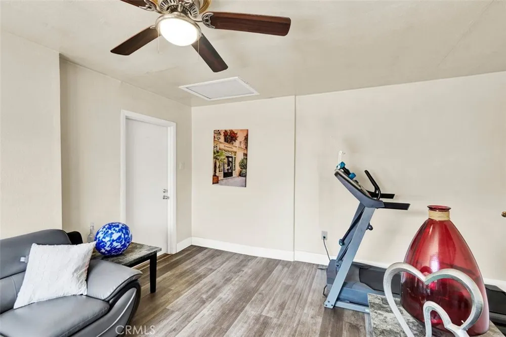 828 Virginia Avenue Ontario, CA 91764