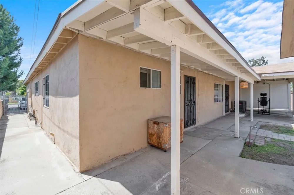 828 Virginia Avenue Ontario, CA 91764