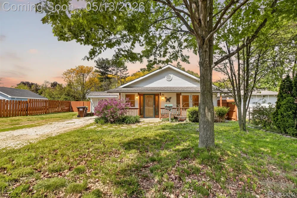 50 CLARENCE Street Belleville City, MI 48111