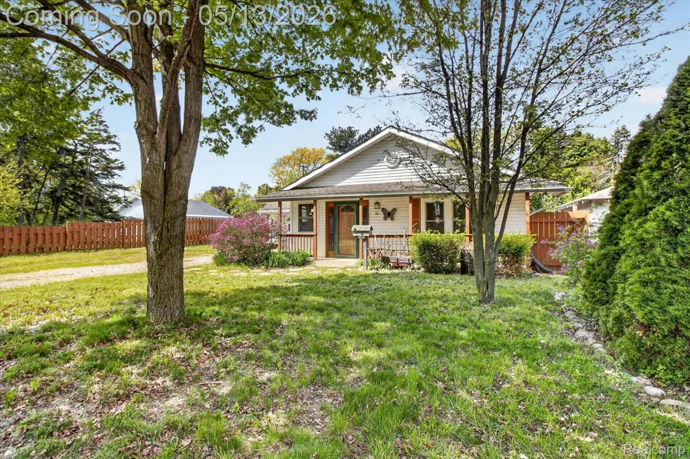 50 CLARENCE Street Belleville City, MI 48111