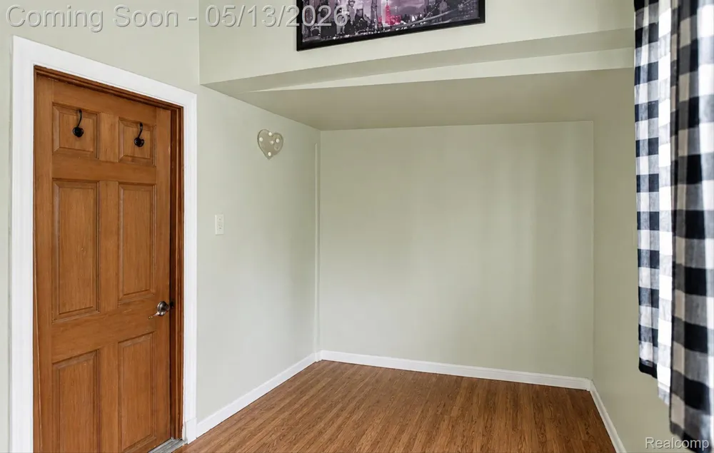 50 CLARENCE Street Belleville City, MI 48111