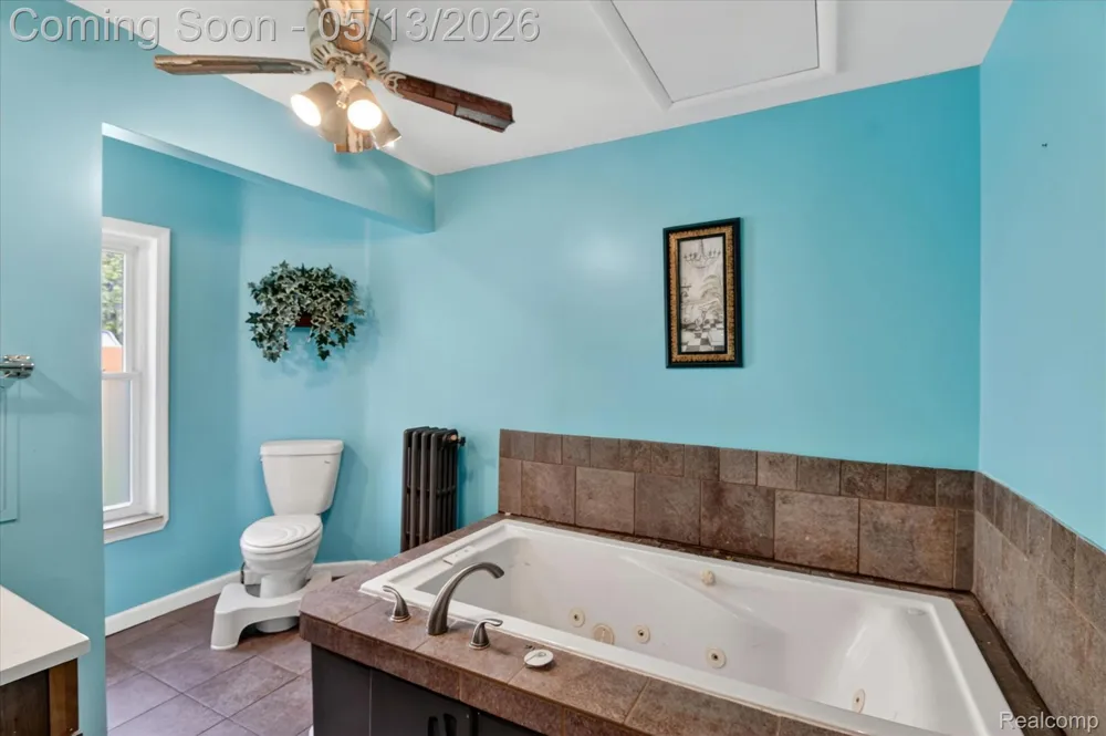 50 CLARENCE Street Belleville City, MI 48111