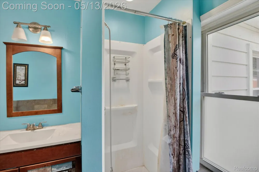 50 CLARENCE Street Belleville City, MI 48111