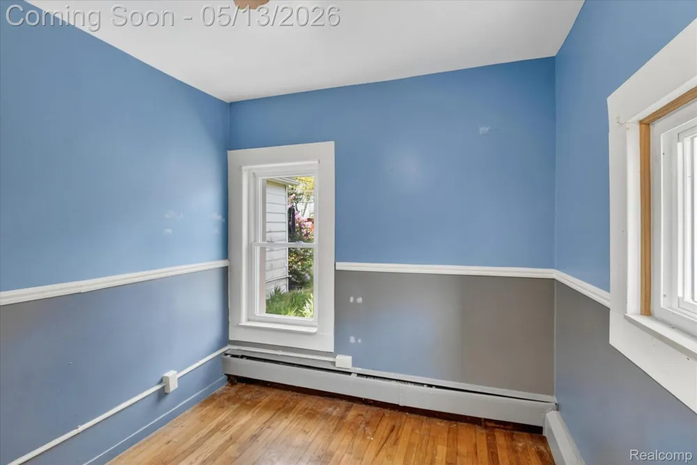 50 CLARENCE Street Belleville City, MI 48111