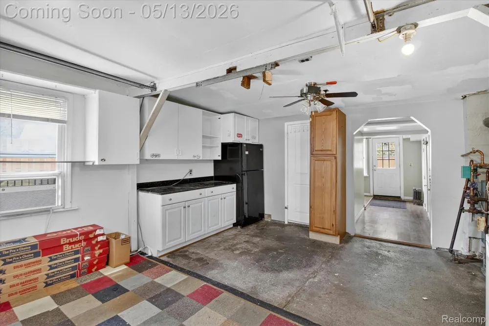 50 CLARENCE Street Belleville City, MI 48111