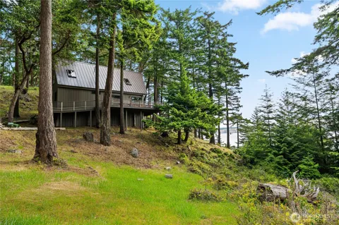 5 Nelson Trail