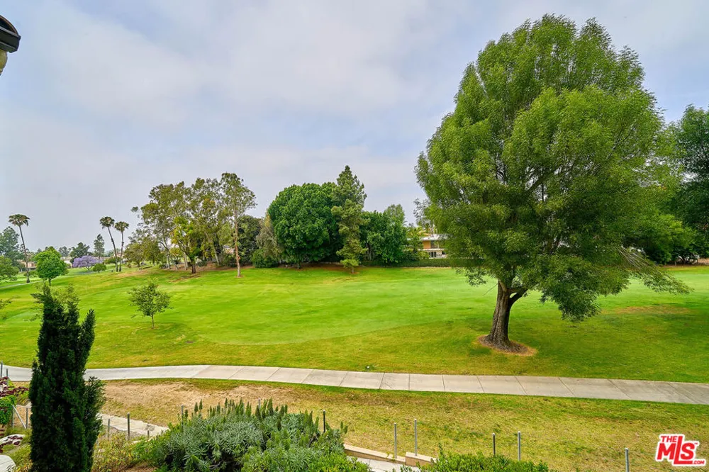 8898 Los Coyotes Court #210 Buena Park, CA 90621
