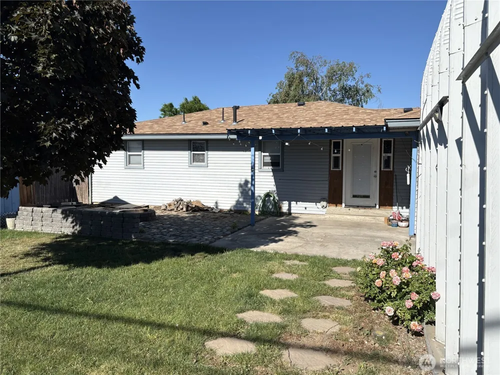 230 NE Ivy Street Ephrata, WA 98823