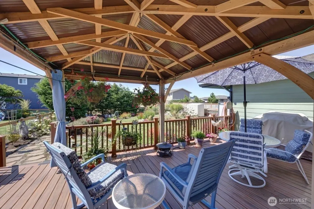 33007 G PLACE Ocean Park, WA 98640