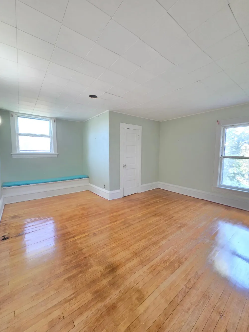 140 W Main Street Lewiston, MN 55952