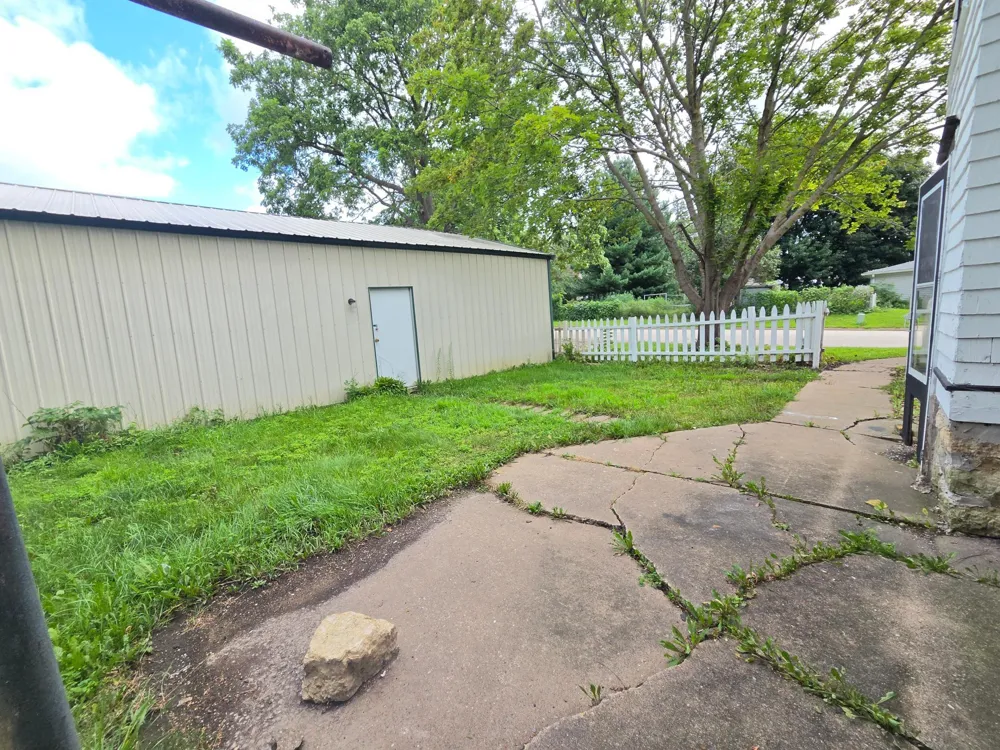140 W Main Street Lewiston, MN 55952