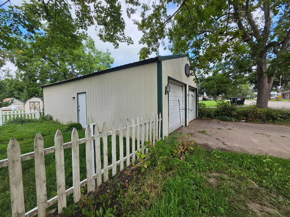 140 W Main Street Lewiston, MN 55952
