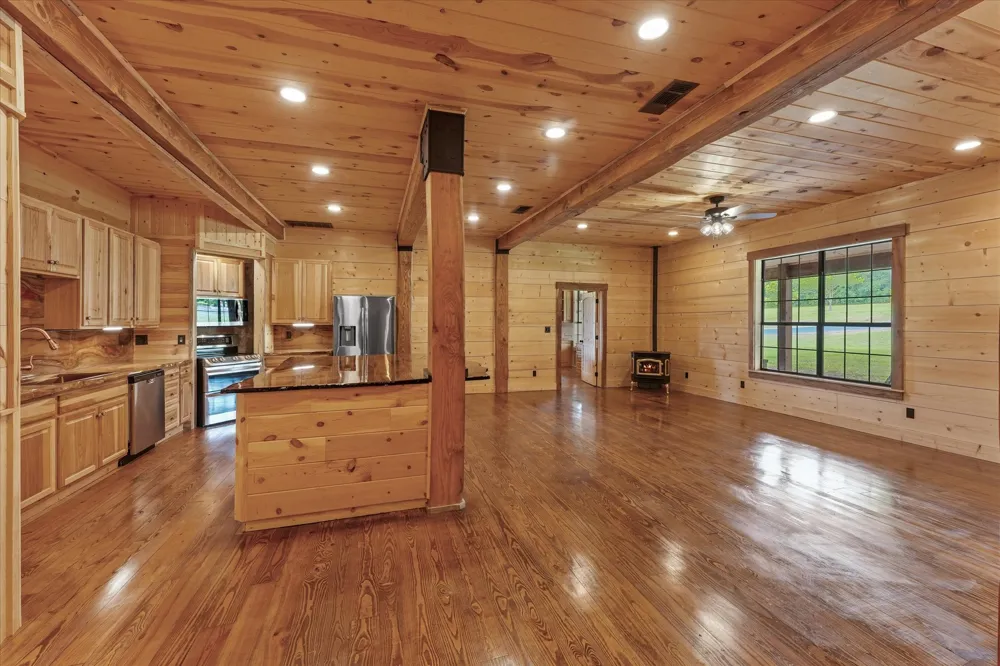 7101 County Road 1037 Blue Ridge, TX 75424
