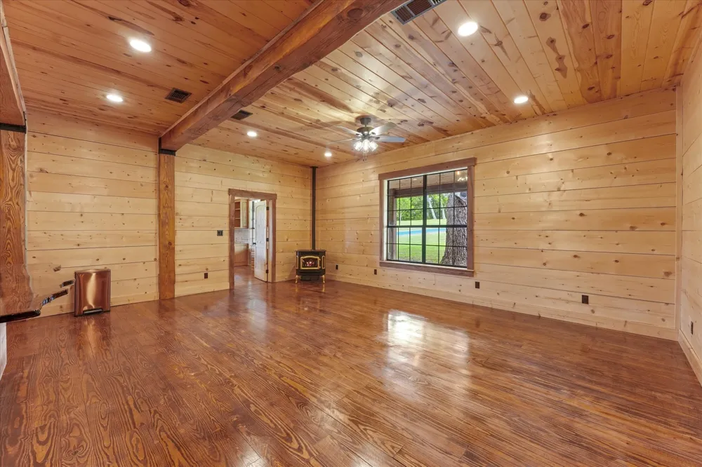 7101 County Road 1037 Blue Ridge, TX 75424