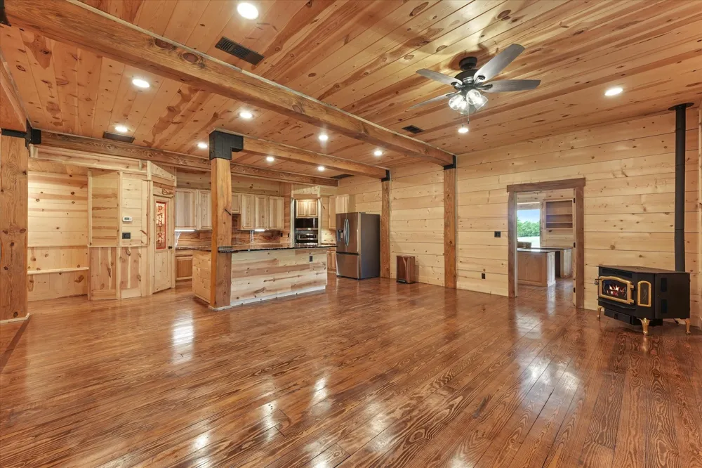 7101 County Road 1037 Blue Ridge, TX 75424