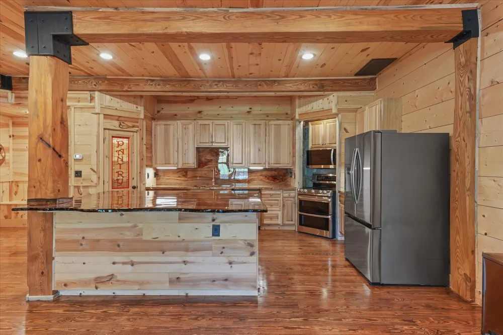 7101 County Road 1037 Blue Ridge, TX 75424