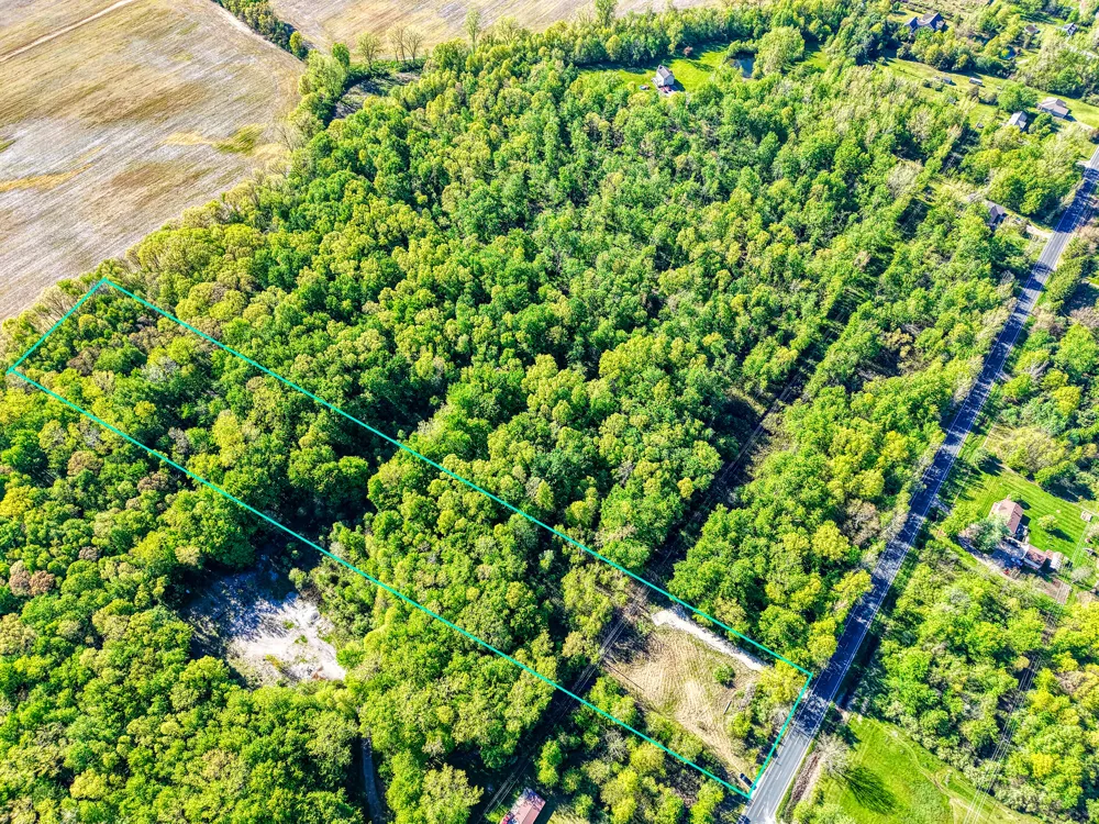 12608 Rawsonville Road Belleville, MI 48111