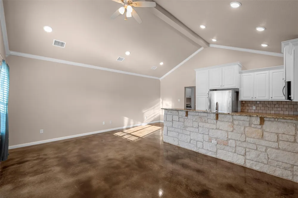 402 Spring Street McGregor, TX 76657