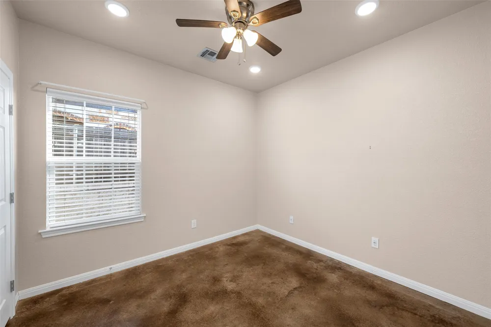 402 Spring Street McGregor, TX 76657
