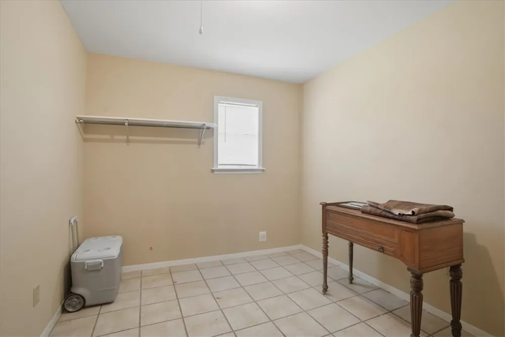 731 County Road 325 George West, TX 78022