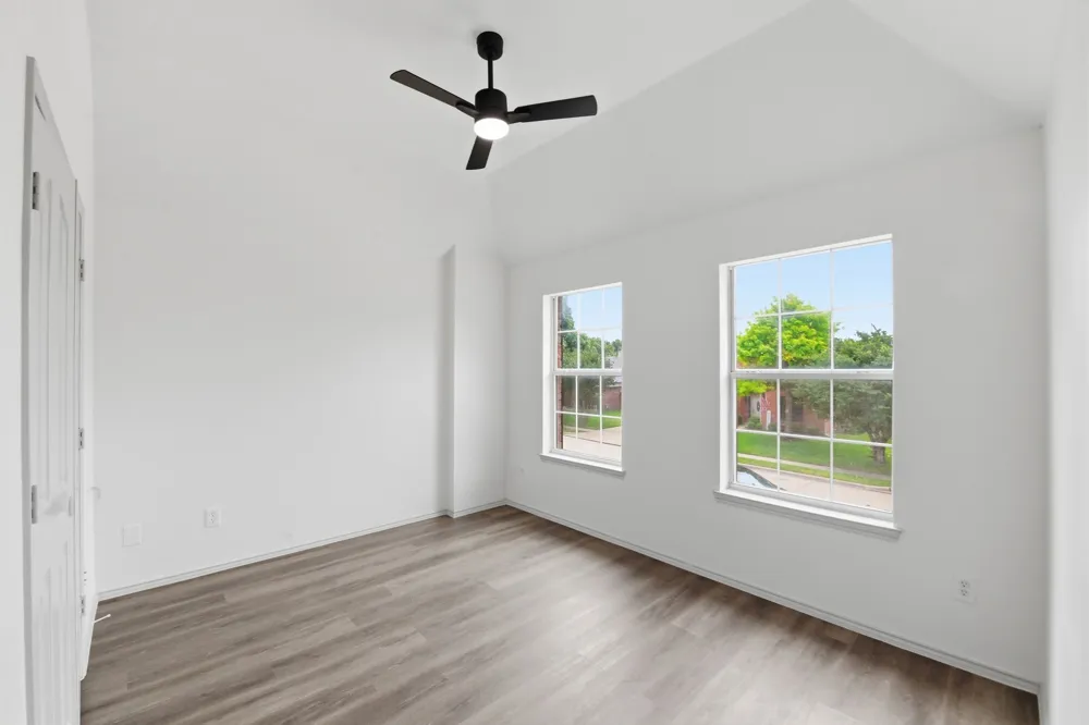 5953 Hillview Drive Watauga, TX 76148