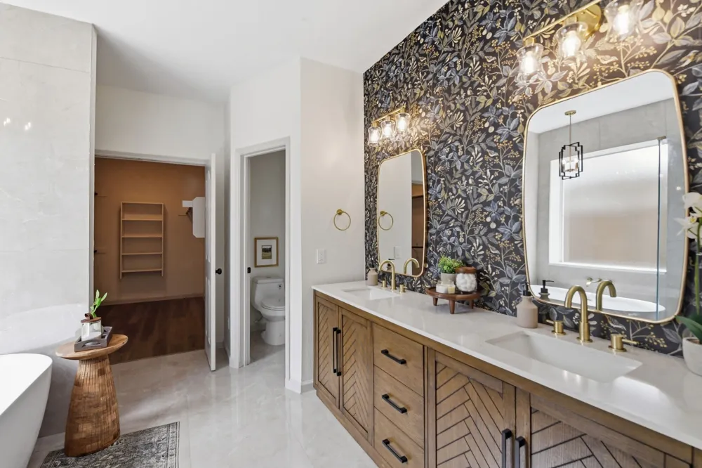 5953 Hillview Drive Watauga, TX 76148