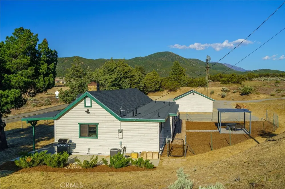 60861 Burnt Valley Road Anza, CA 92539