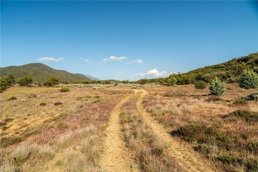 60861 Burnt Valley Road Anza, CA 92539