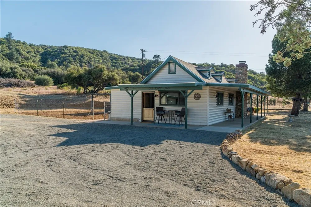 60861 Burnt Valley Road Anza, CA 92539