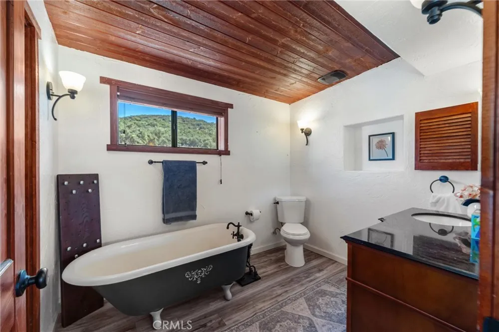 60861 Burnt Valley Road Anza, CA 92539