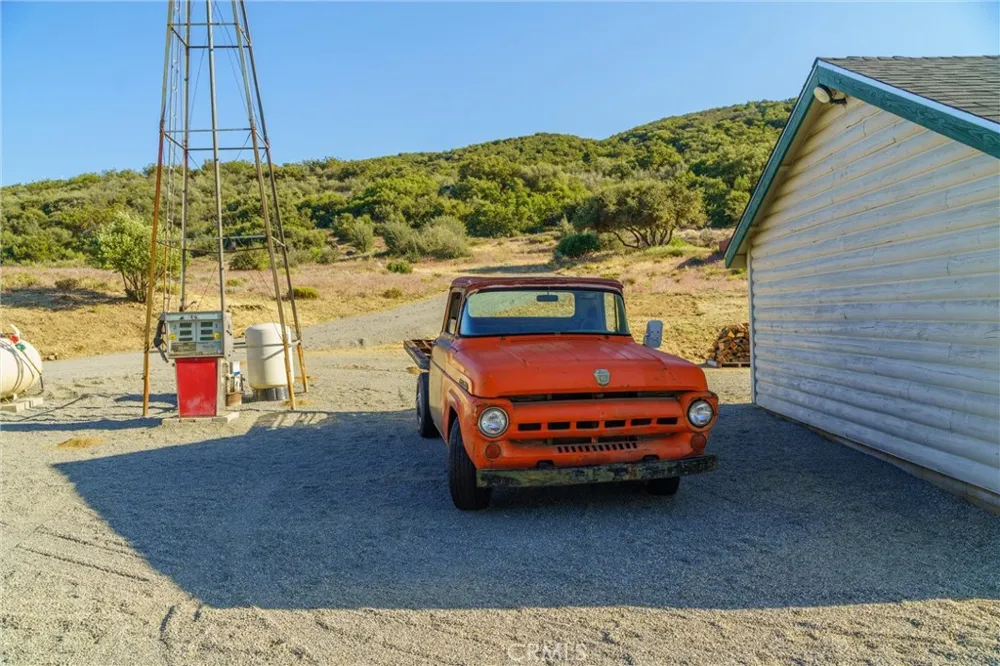 60861 Burnt Valley Road Anza, CA 92539