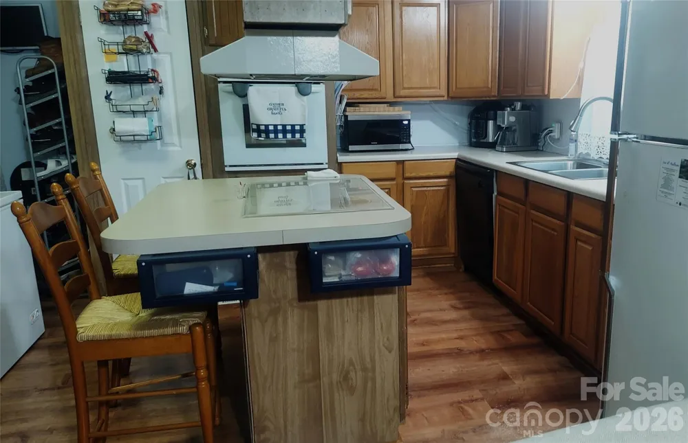 46 Larkspur Lane Canton, NC 28716