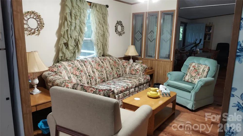 46 Larkspur Lane Canton, NC 28716