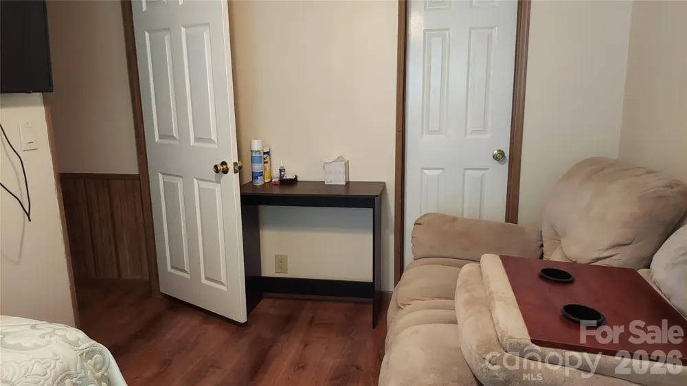 46 Larkspur Lane Canton, NC 28716