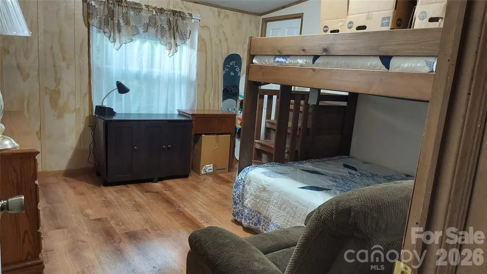 46 Larkspur Lane Canton, NC 28716