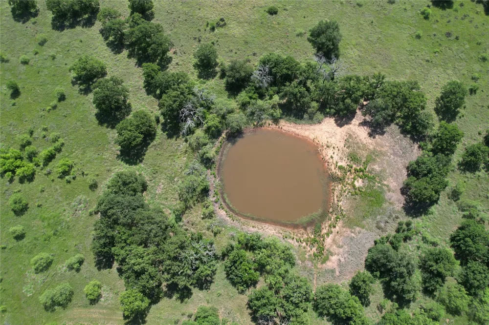 628 Robinson Road Graham, TX 76450