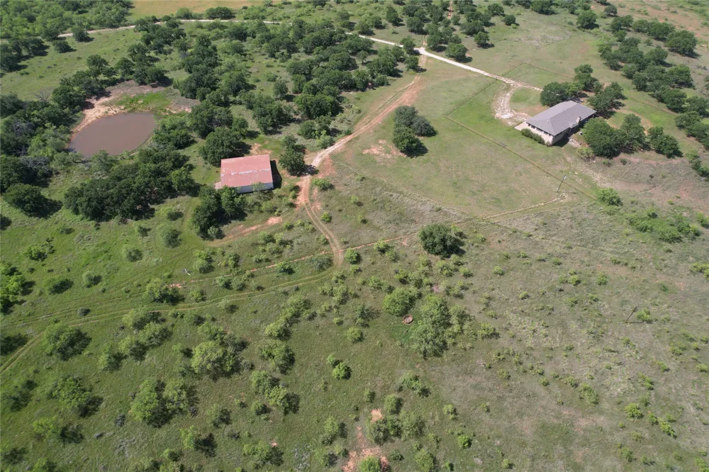 628 Robinson Road Graham, TX 76450