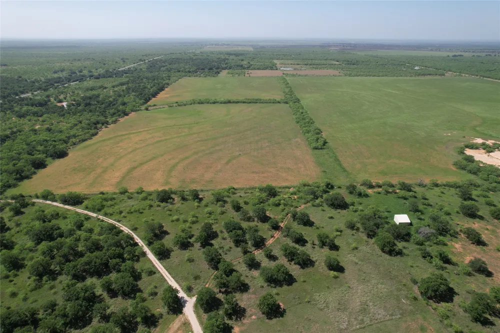 628 Robinson Road Graham, TX 76450