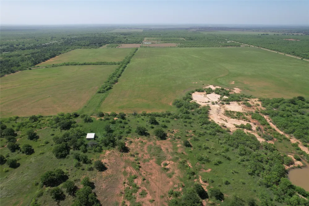 628 Robinson Road Graham, TX 76450